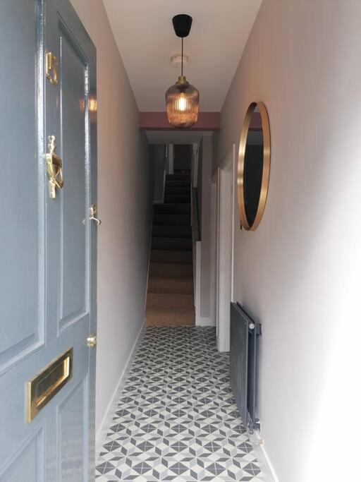 Stunning 3 Bedroom Townhouse In The Heart Of City Belfast Eksteriør bilde